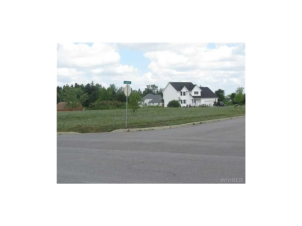 34 Ann Marie Dr photo 1