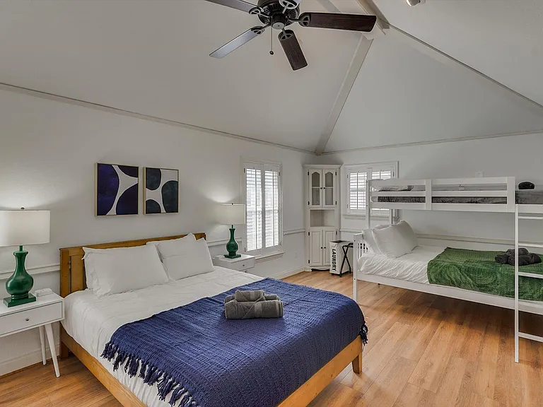 1811 Forest Meadow Ln — Photo 27