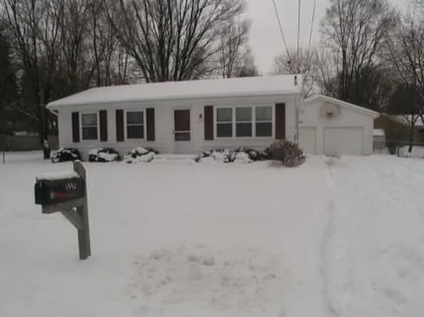 1224 Ecklund St NE, Grand Rapids, MI 49505