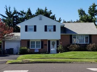 510 Wayne Dr, Southampton, PA 18966