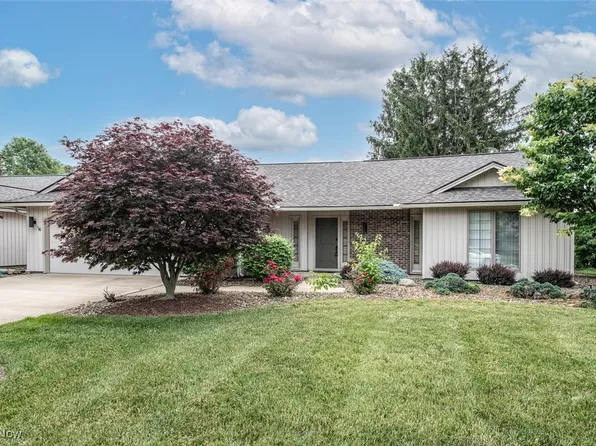 33123 Eagles Glen Ct, North Ridgeville, OH 44039