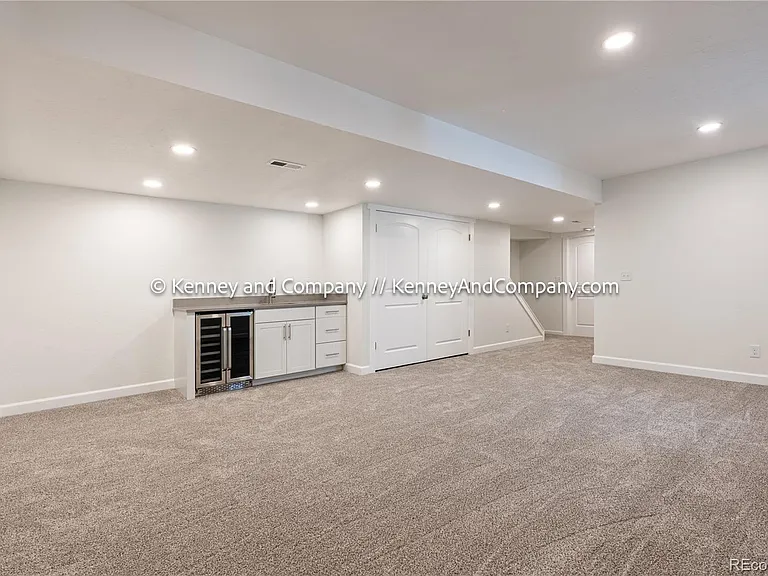 109 Cantril St — Photo 20