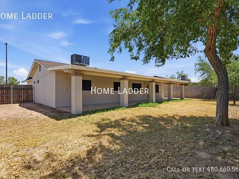 300 S Monterey St — Photo 25
