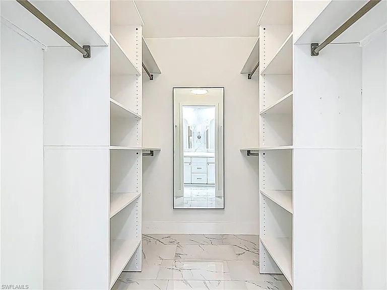 351 Pindo Palm Dr — Photo 20