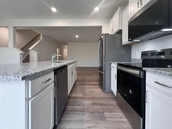 4957 Caddis Bnd, Raleigh, NC 27604