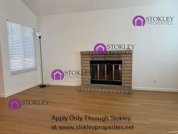 3 bed, 2.5 bath, 1600 sqft, $3,495 — Photo 4