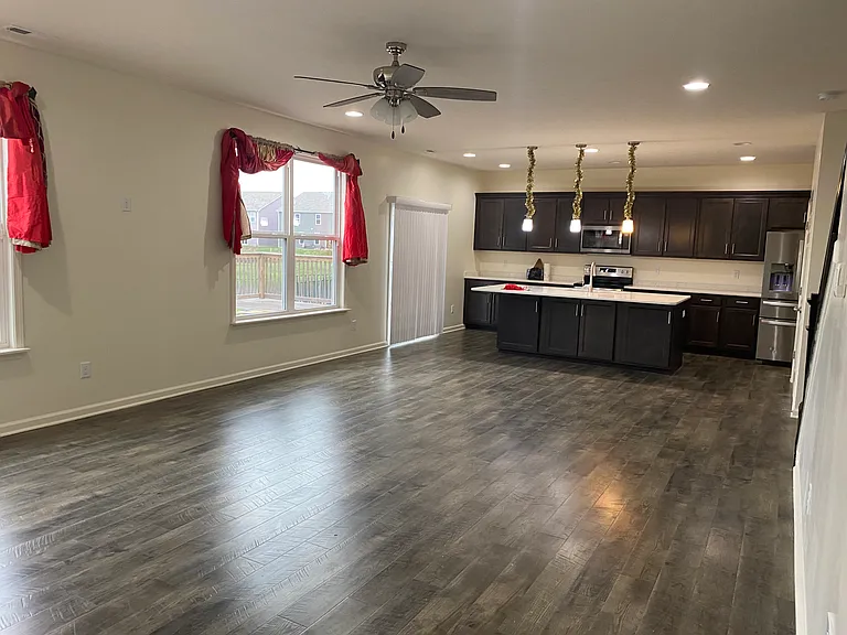 2630 Sheek Rd — Photo 3