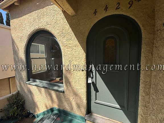 4th image of 4427 Finley Ave #44295