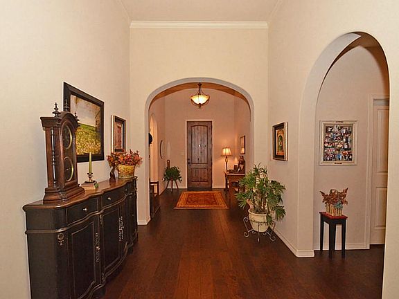 4th image of 7007 Ladera Ln