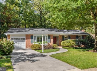 7711 Heming Pl, Springfield, VA 22151