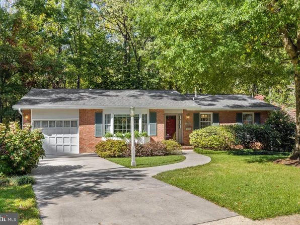 7711 Heming Pl, Springfield, VA 22151