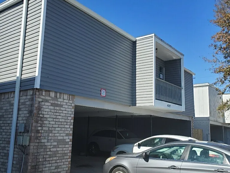 4337 Loire Dr — Photo 1