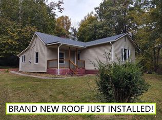 712 Lee Rd, Salem, VA 24153