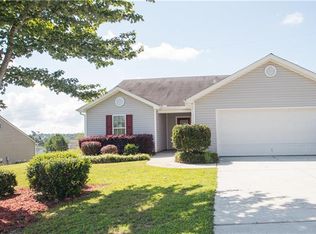 1826 Miller Lake Dr, Bethlehem, GA 30620