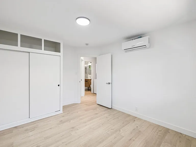 Davis 1120 — Photo 9