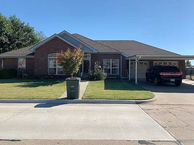 1st image of 4828 SE 41st St