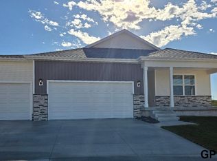 8403 S 184th St, Omaha, NE 68136