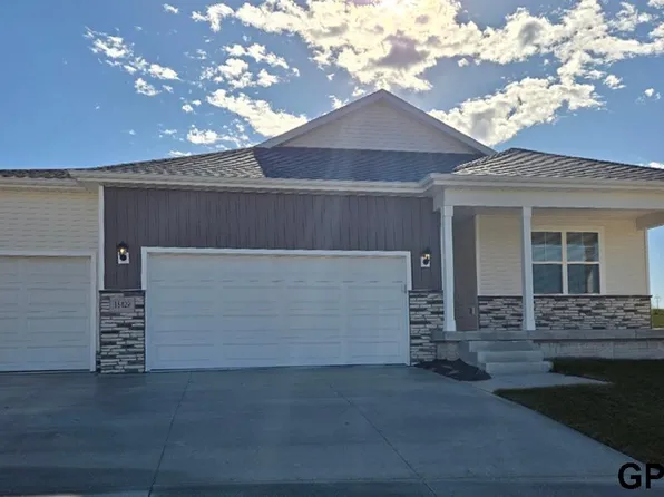 8403 S 184th St, Omaha, NE 68136