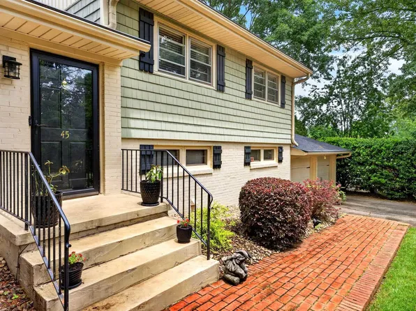 45 Ridgeway Dr, Greenville, SC 29605