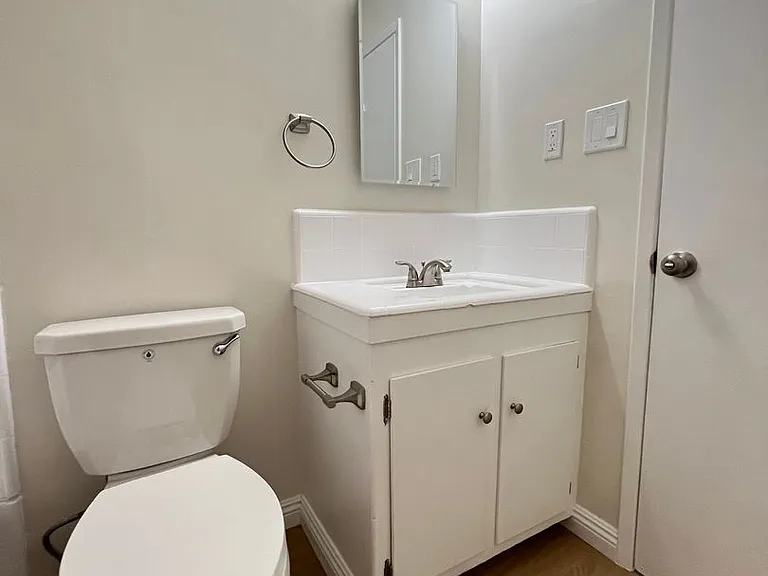 25326 Oak St — Photo 17
