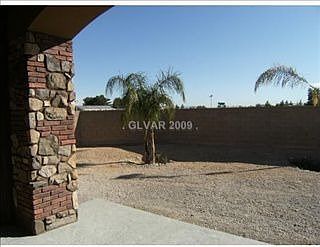 4th image of 8015 Palm Cove Ct