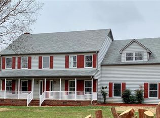 7517 Strawberry Rd, Summerfield, NC 27358