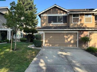 61 Rainbow Cir, Danville, CA 94506