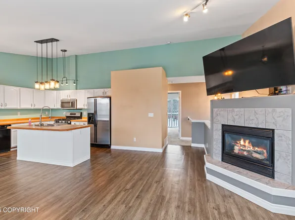 12023 Whitecap Pl #37, Anchorage, AK 99515