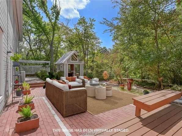 1104 Glade St, College Station, TX 77840