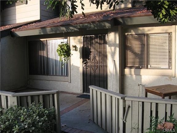 4th image of 3851 Sycamore St