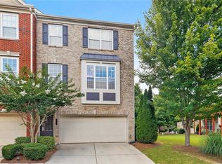 3222 Greenwood Oak Dr, Norcross, GA 30092
