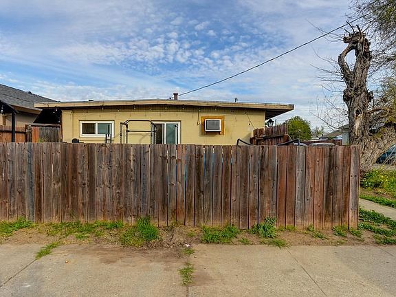 5th image of 3612 Willow St