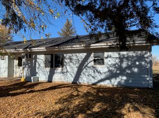 130 Harris St W #2, Carthage, SD 57323