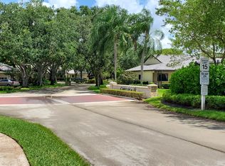 372 NW 95th Ave, Plantation, FL 33324