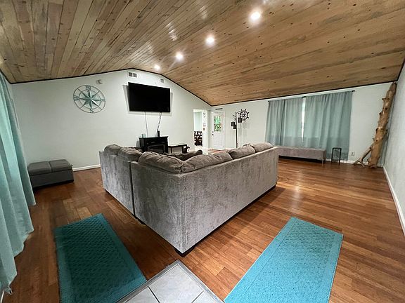 4th image of 14690 Ocean View Dr