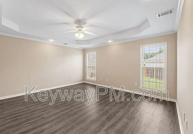 304 Elbrus Way — Photo 16