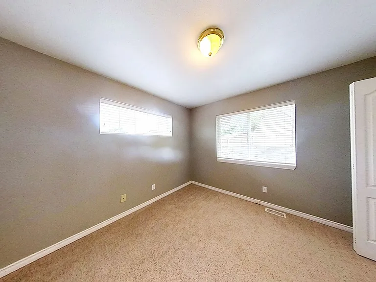 4210 Archer Dr — Photo 15