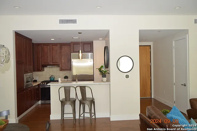 610 E Market St #2803 — Photo 12