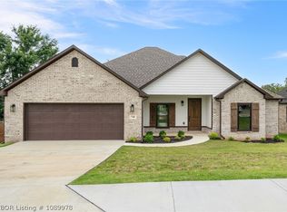 740 Powderhorn Cir, Van Buren, AR 72956