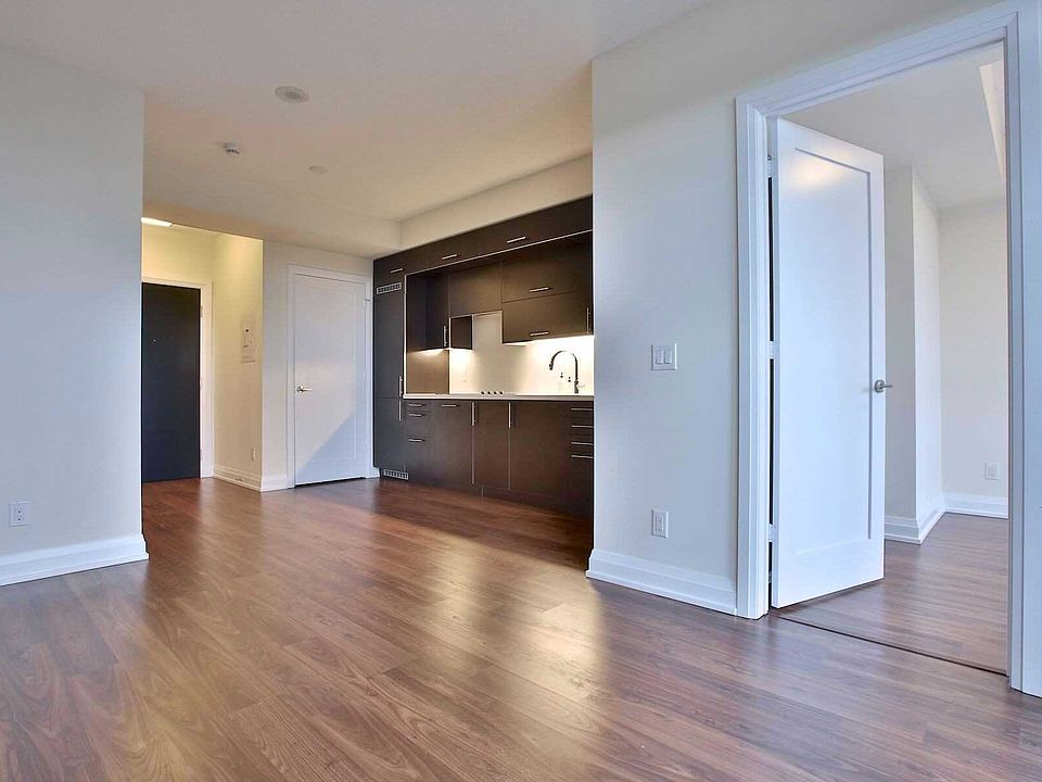 2nd image of 5 Sheppard Ave E #2818