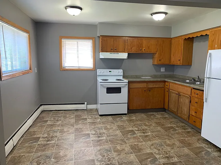 College Park Apartments — Photo 92
