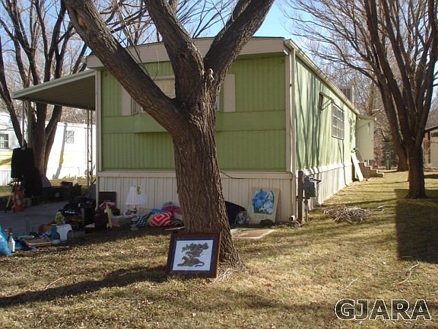 2nd image of 105 E 8th St Unit 103