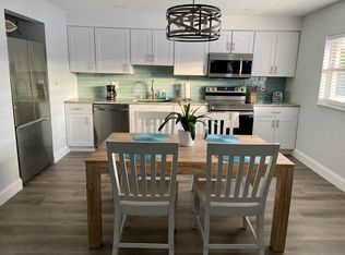 299 E Central Blvd APT 15, Cape Canaveral, FL 32920