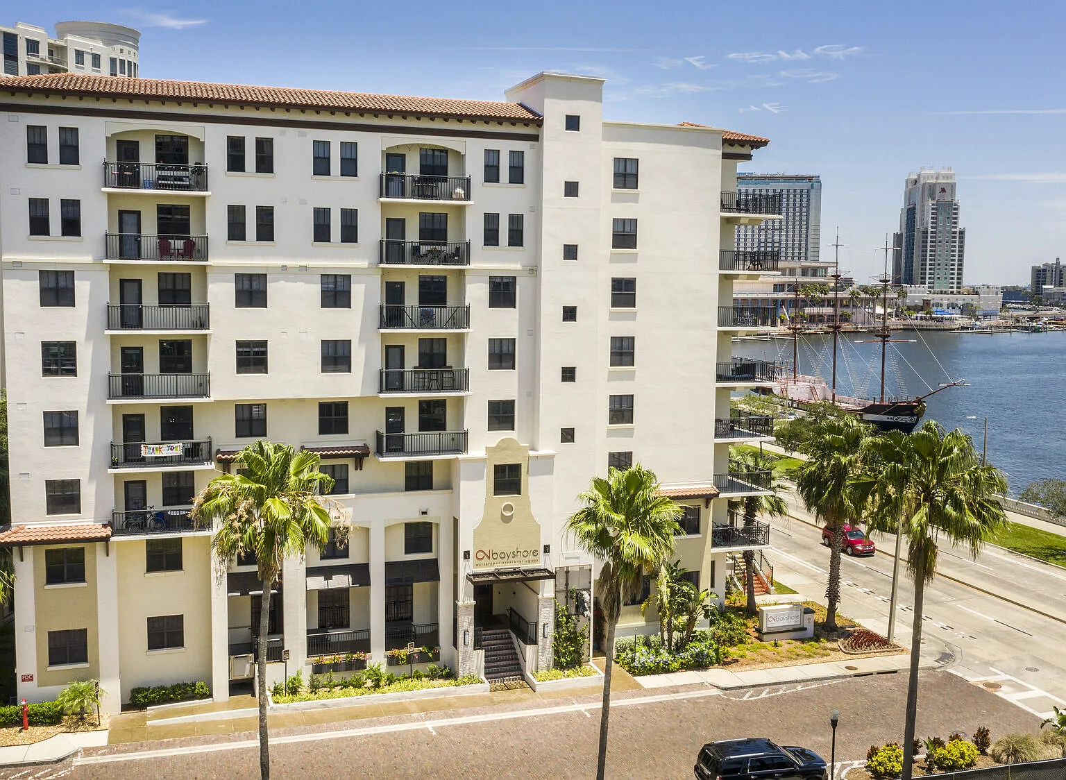 2 Bayshore — Photo 2