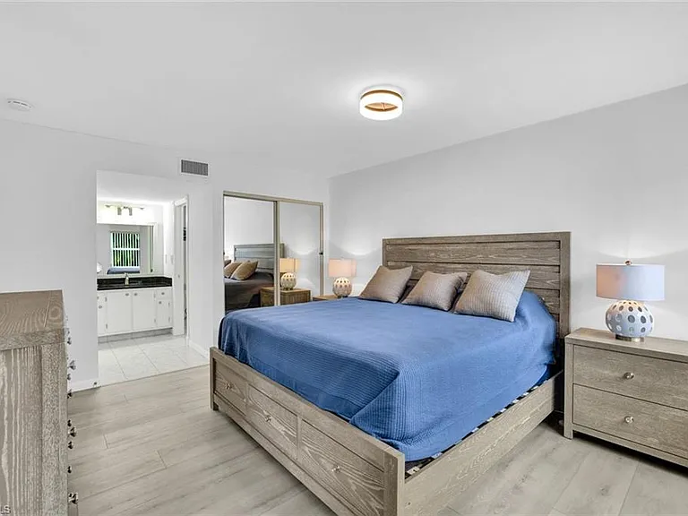 1055 Forest Lakes Dr #F203 — Photo 8