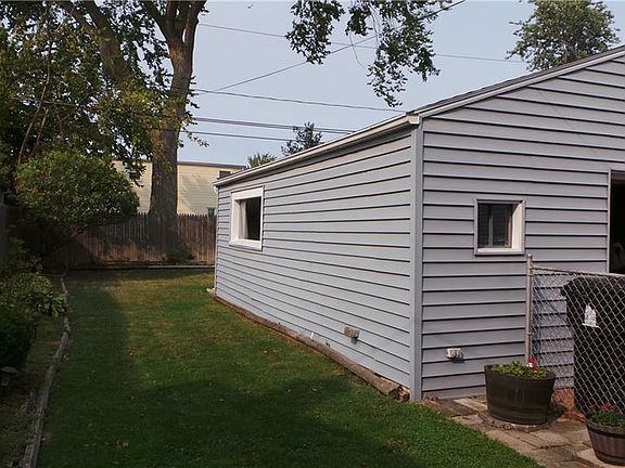 4th image of 365 Hamilton Blvd