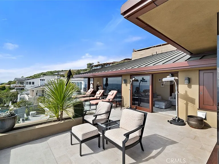 1119 Emerald Bay — Photo 32
