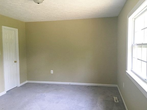 4th image of 26883 Redgate Dr
