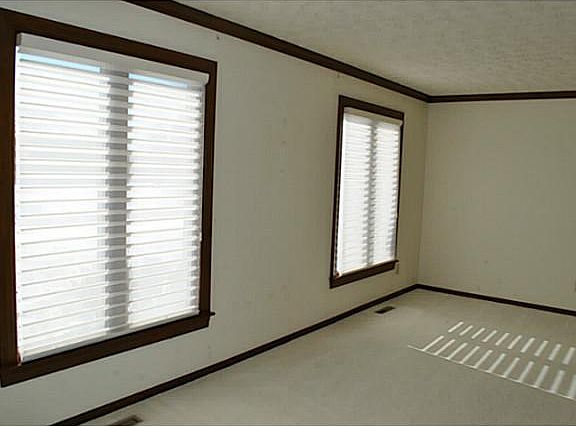 4th image of 5040 Bayhill Dr