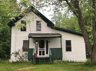 75 Main St, Whitefield, ME 04353